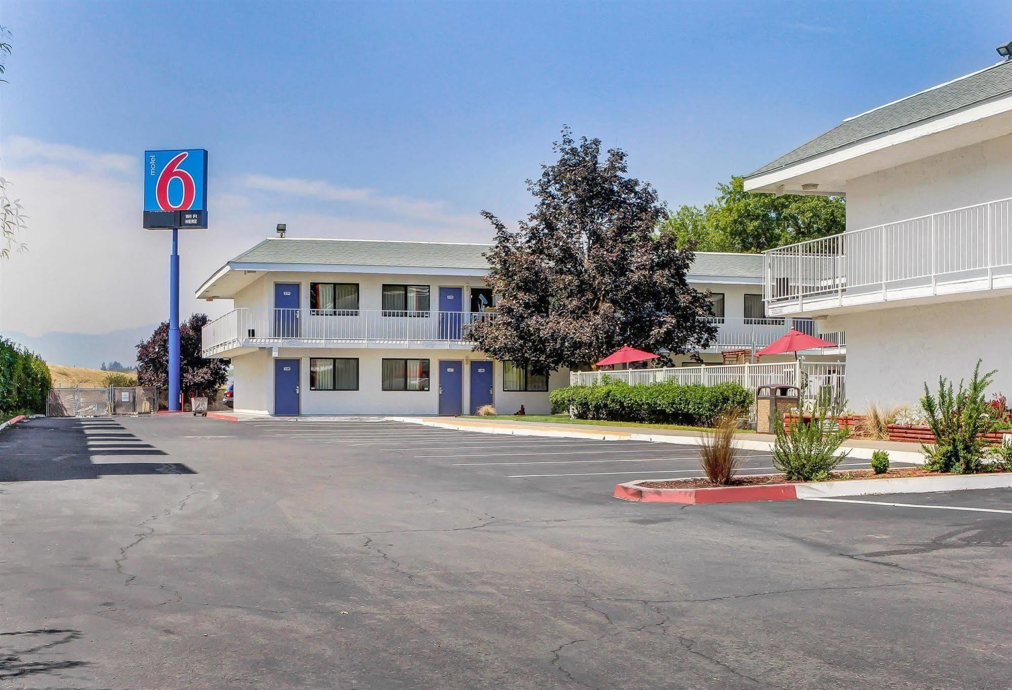 Motel 6-Medford, Or Zewnętrze zdjęcie