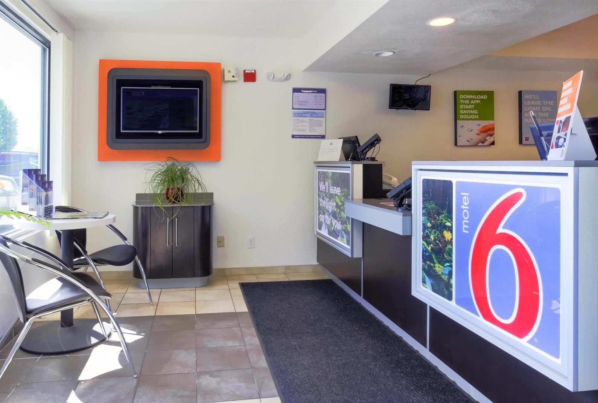 Motel 6-Medford, Or Zewnętrze zdjęcie