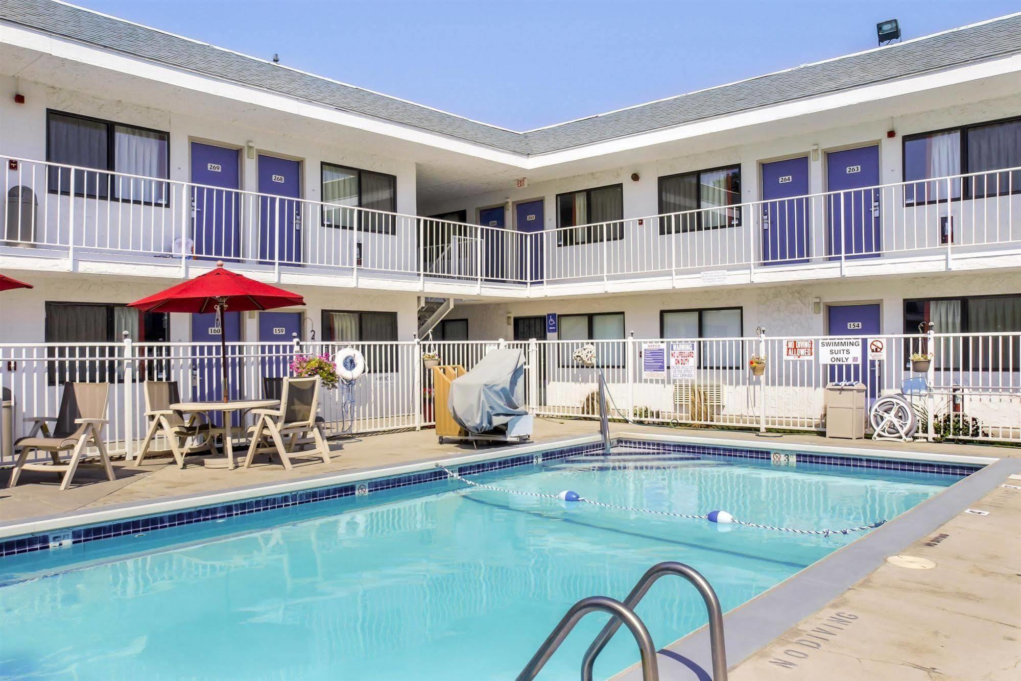 Motel 6-Medford, Or Zewnętrze zdjęcie