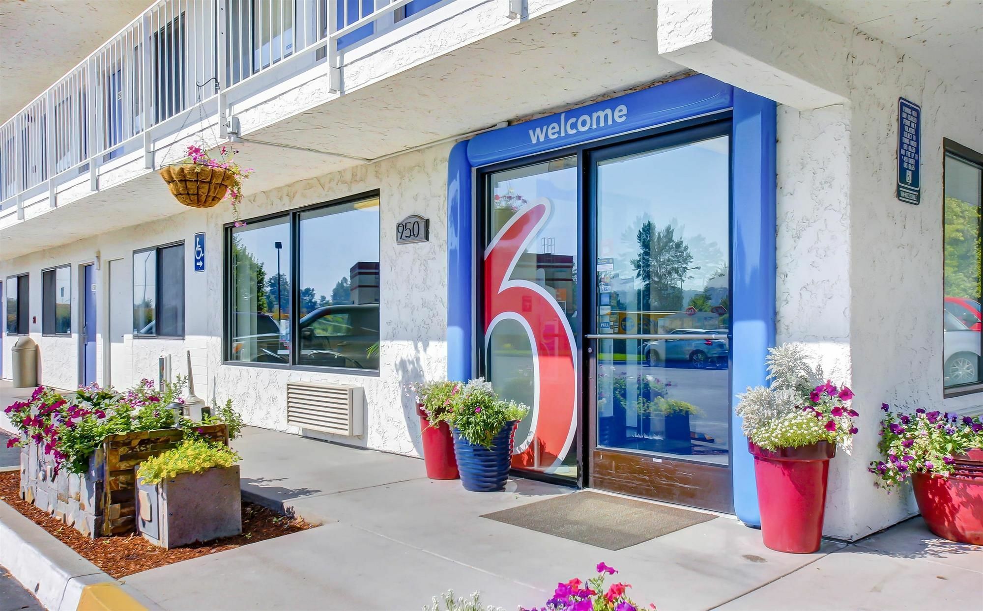 Motel 6-Medford, Or Zewnętrze zdjęcie